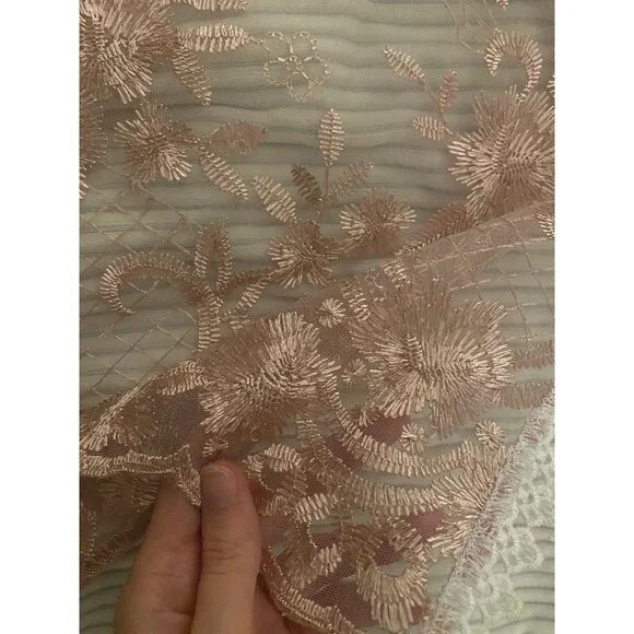 Pink Mantilla Chapel Veil - Picture 3 of 3